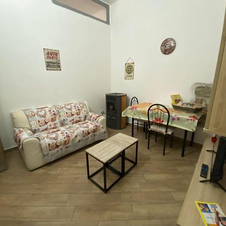 La casa di sara Apartment Nuoro  Ruang foto