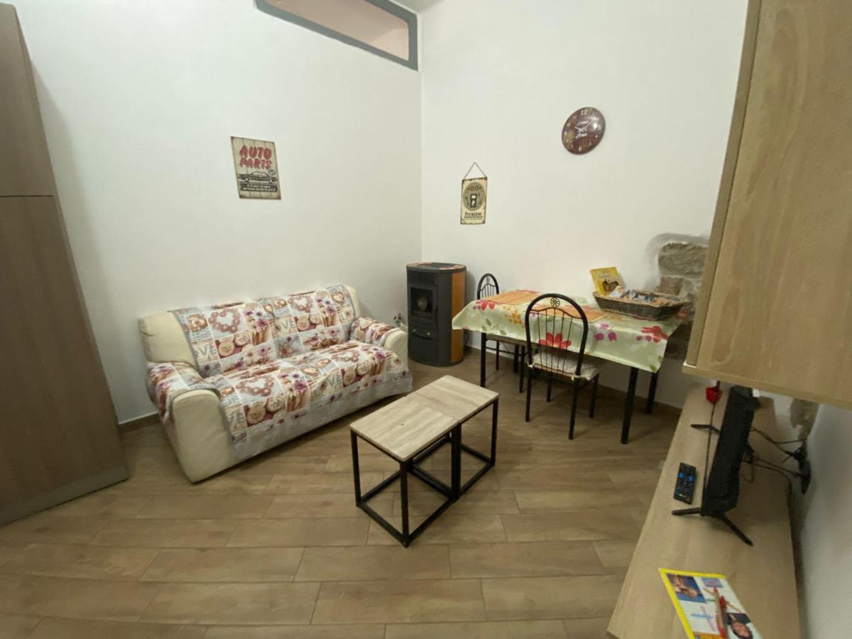 La casa di sara Apartment Nuoro  Ruang foto